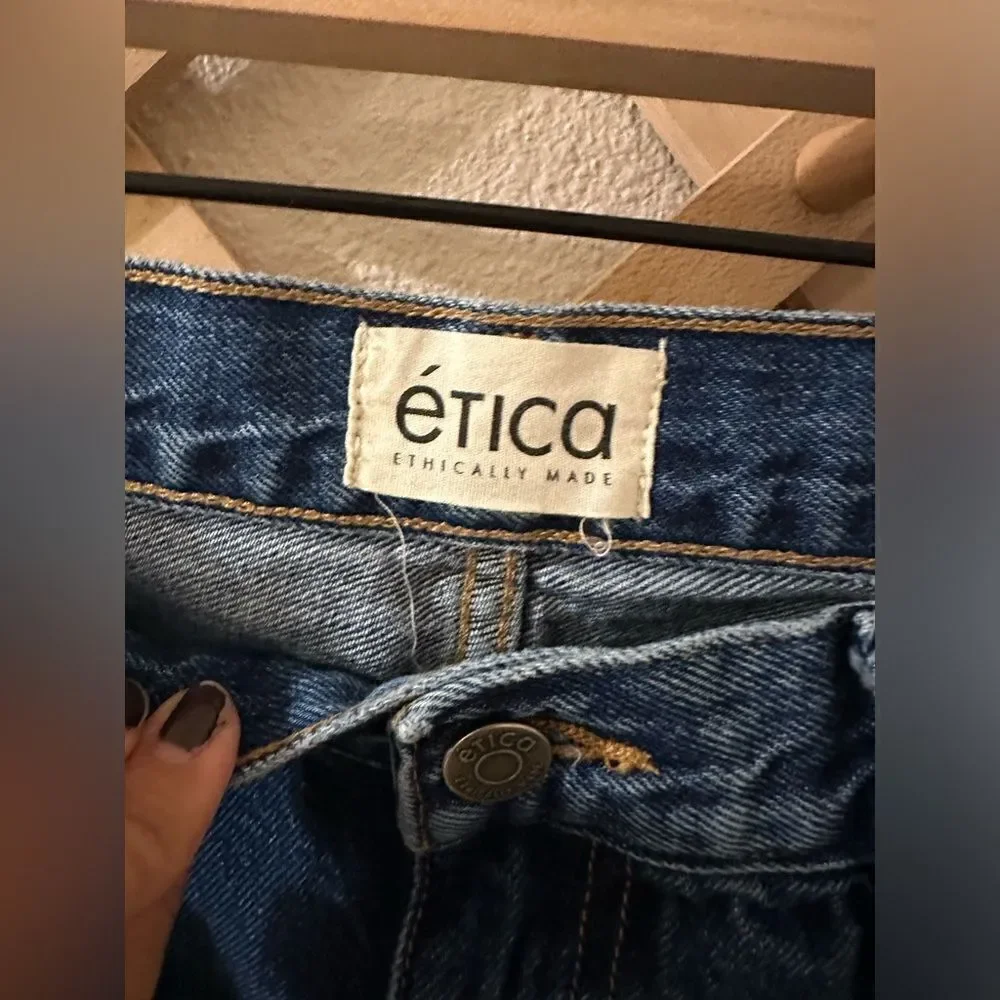 Ética Rhea Mid Rise Straight Jeans Sz 29